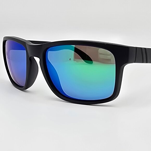 Blenders Canyon Celtic Light Blackout Frame Polarized Green Mirror Sunglasses - Picture 1 of 15